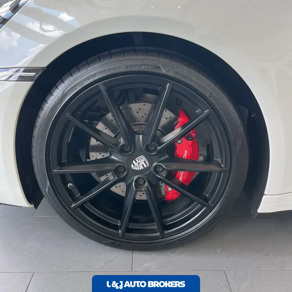 2020 Porsche 911 Carrera 4S