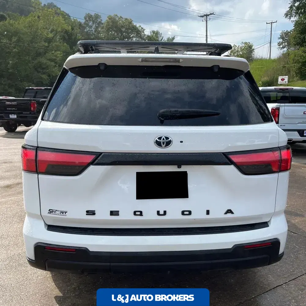 2024 Toyota Sequoia SR5