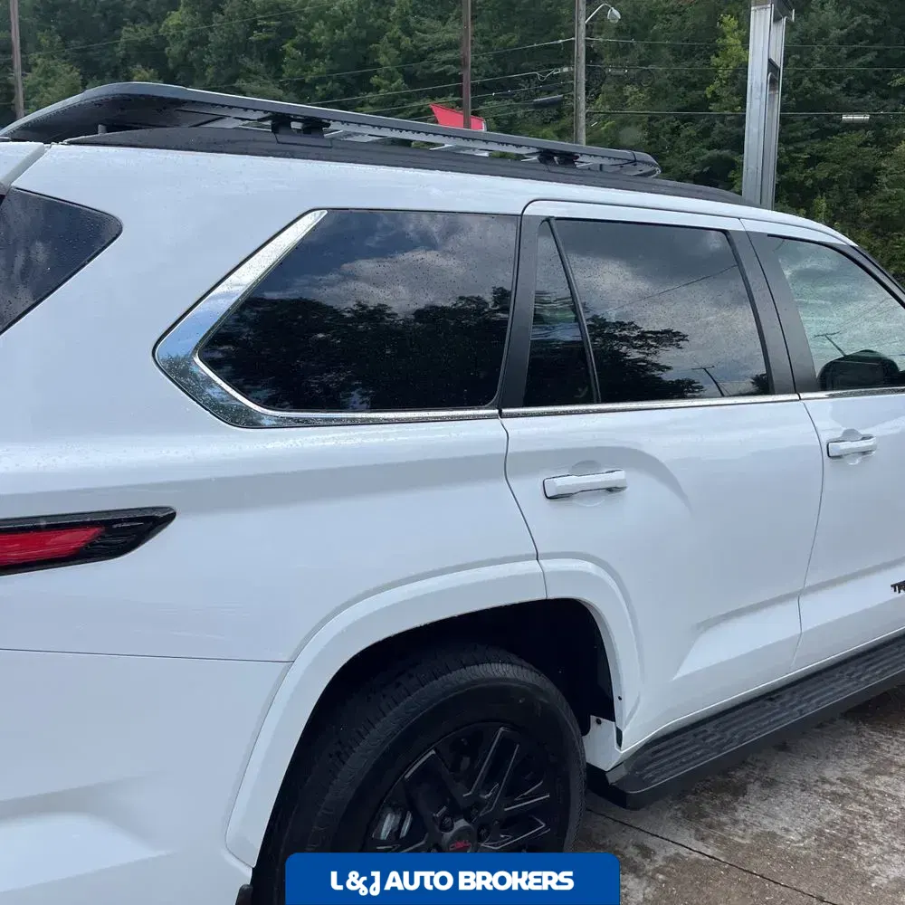2024 Toyota Sequoia SR5
