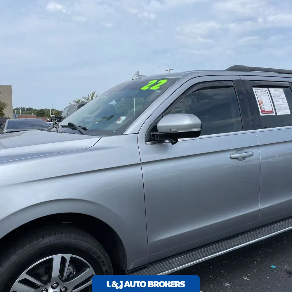 2022 Ford Expedition Max XLT