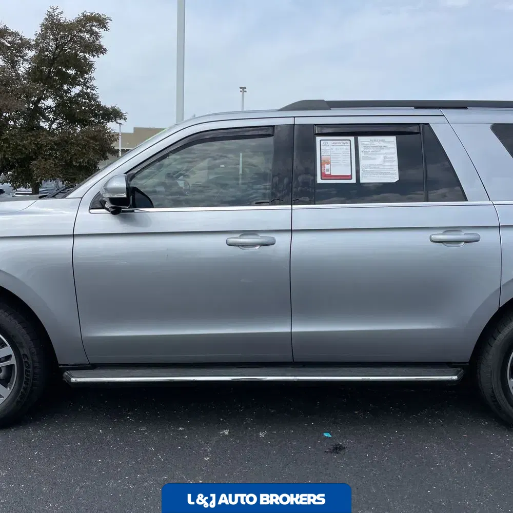 2022 Ford Expedition Max XLT