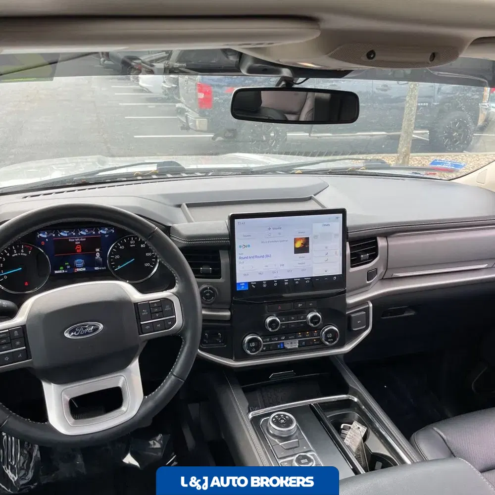 2022 Ford Expedition Max XLT