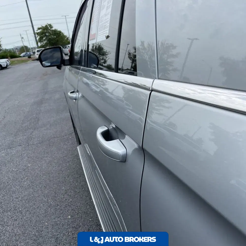 2022 Ford Expedition Max XLT