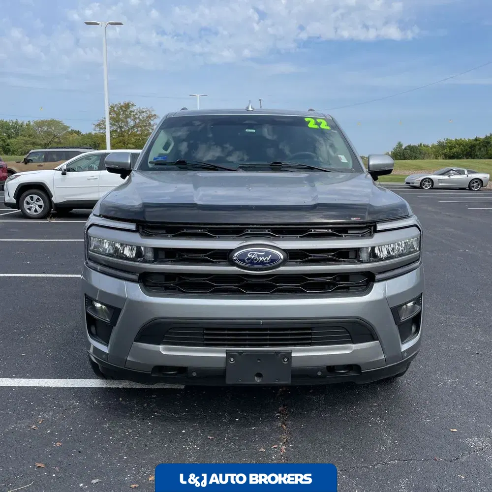 2022 Ford Expedition Max XLT