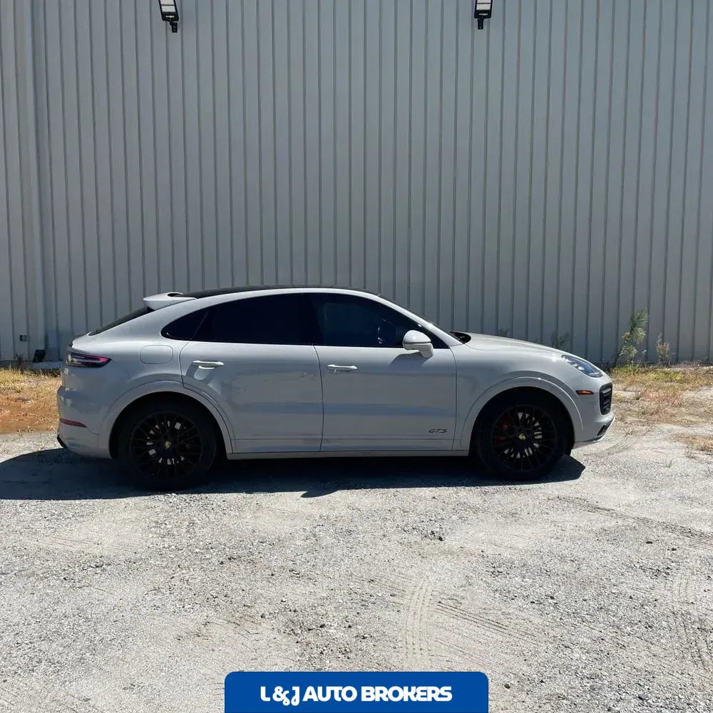 2021 Porsche Cayenne GTS Coupe