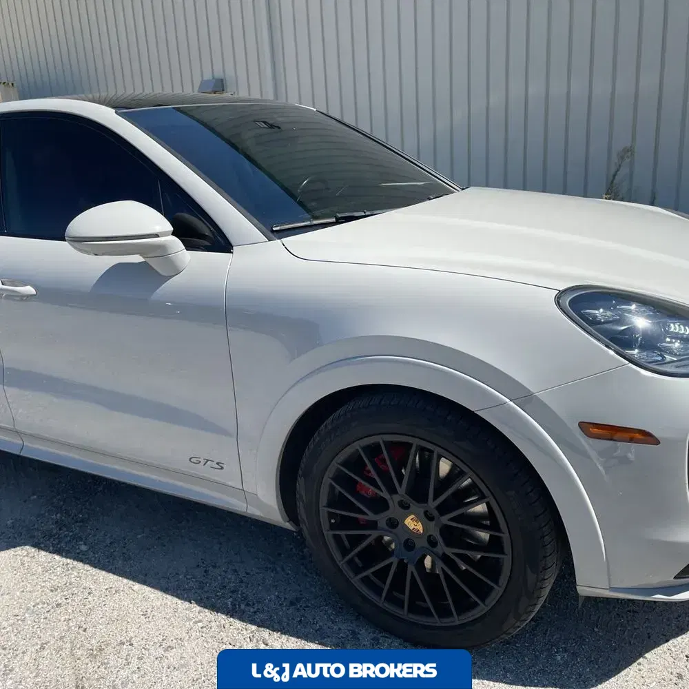 2021 Porsche Cayenne GTS Coupe