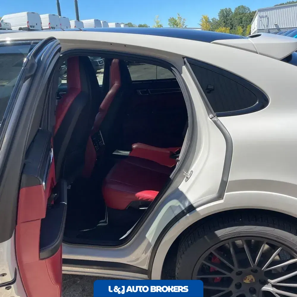 2021 Porsche Cayenne GTS Coupe