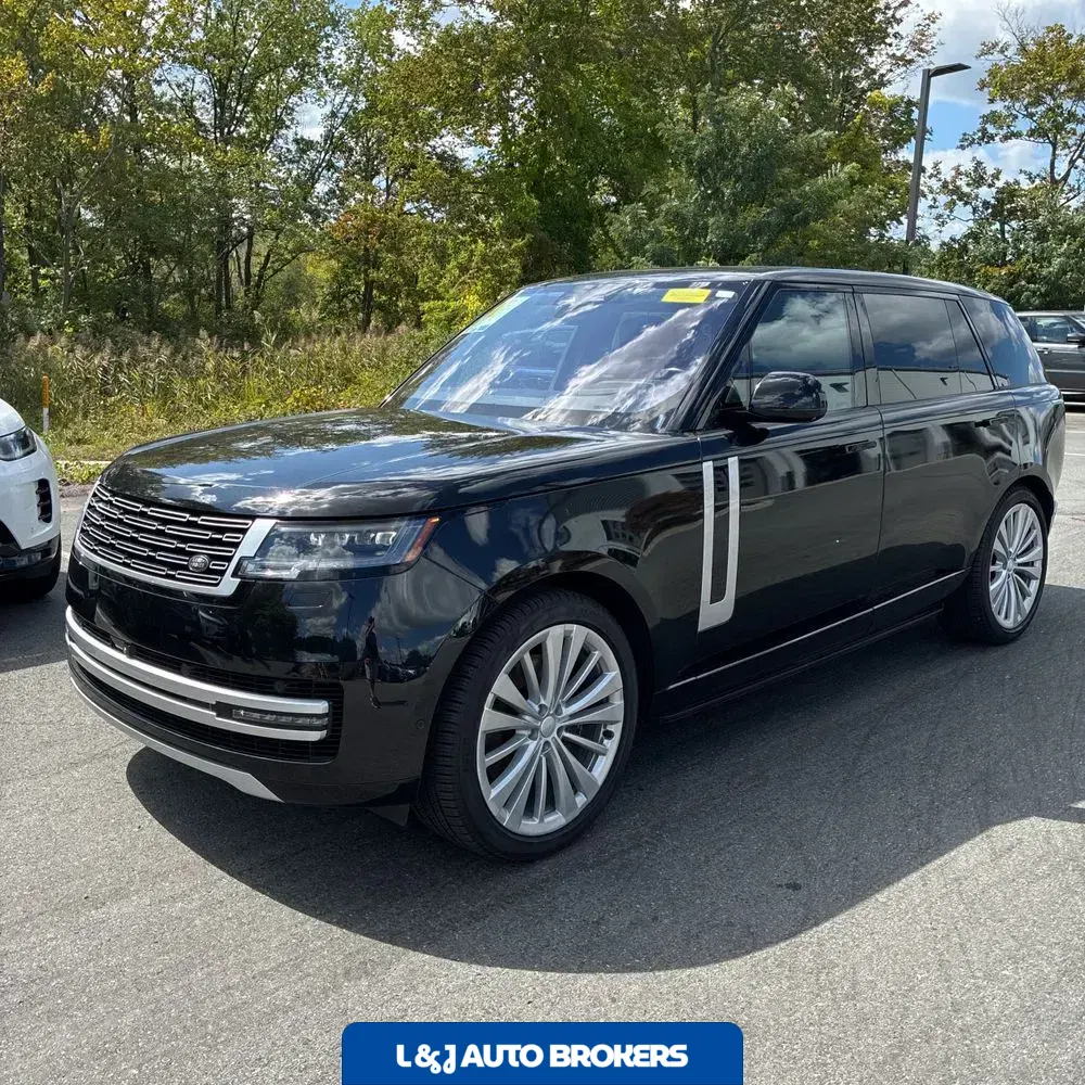 2023 Land Rover Range Rover P530 First Edition LWB