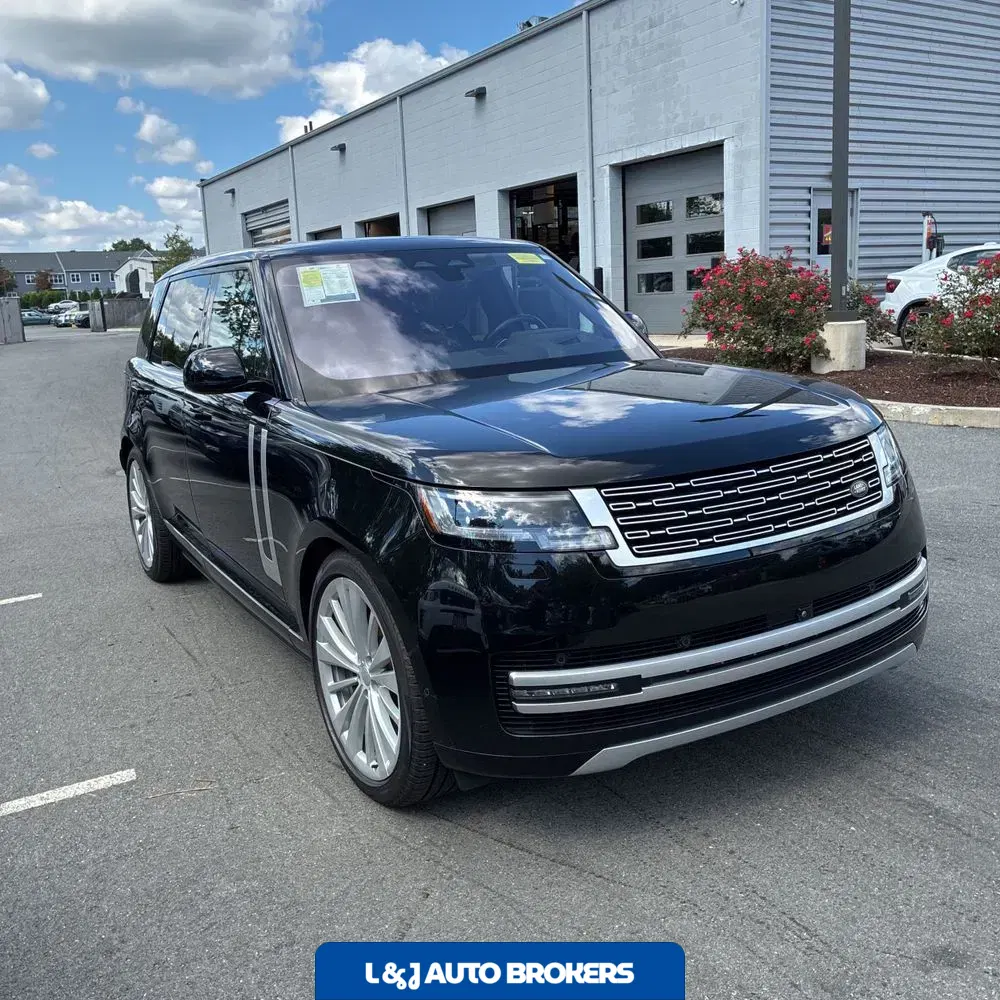 2023 Land Rover Range Rover P530 First Edition LWB