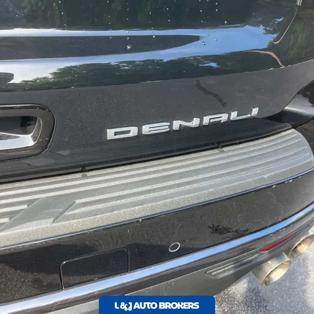 2024 GMC Yukon XL Denali Ultimate