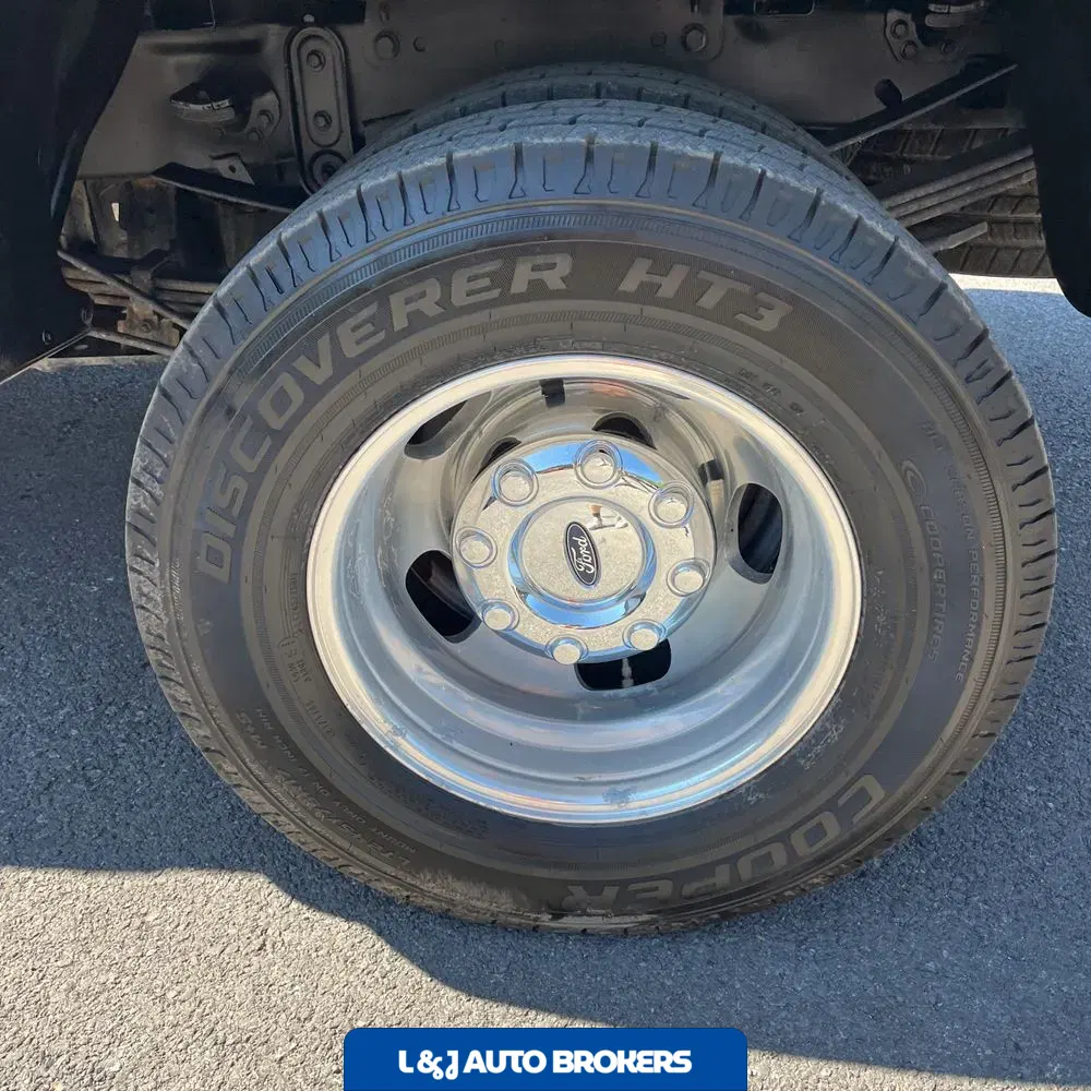 2022 Ford F-350 Super Duty Lariat