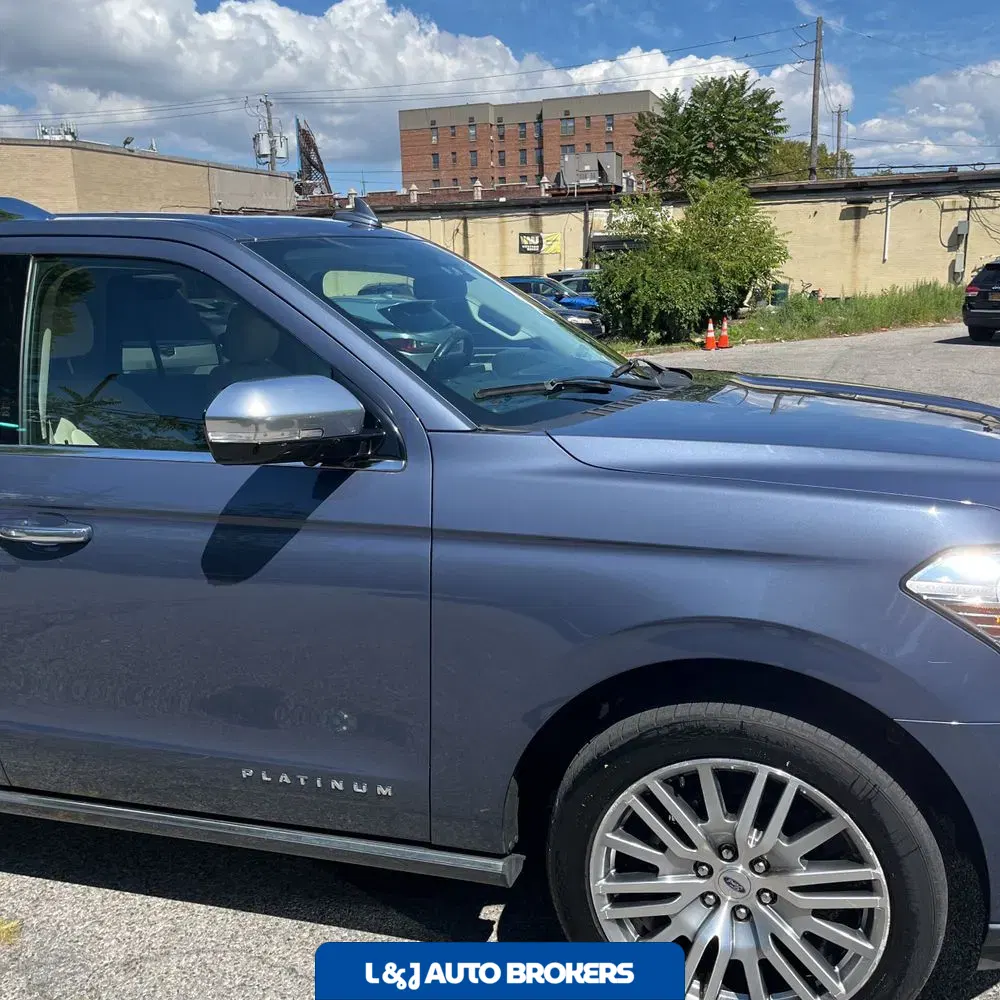 2022 Ford Expedition MAX Platinum