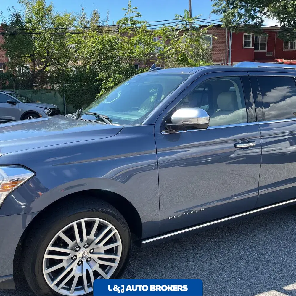 2022 Ford Expedition MAX Platinum