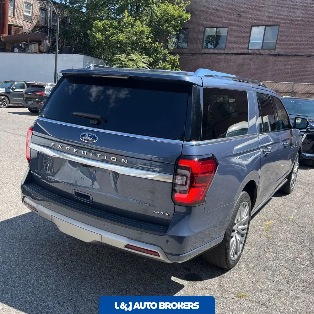 2022 Ford Expedition MAX Platinum