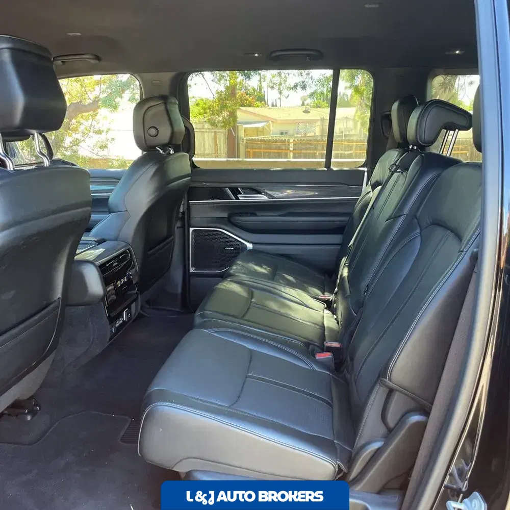 2022 Jeep Wagoneer Series II