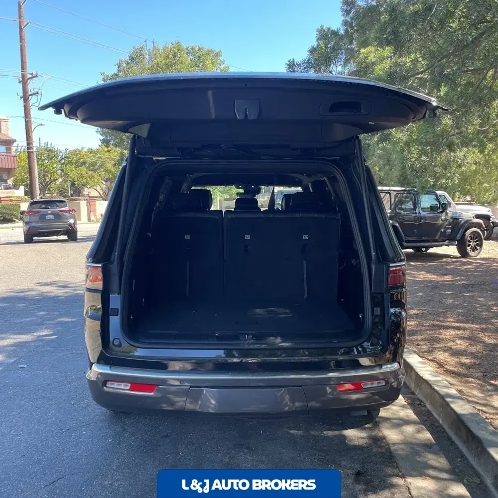 2022 Jeep Wagoneer Series II