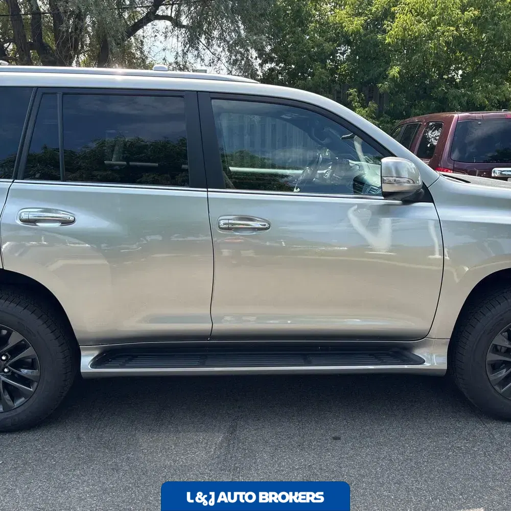 2023 Lexus GX 460 Base