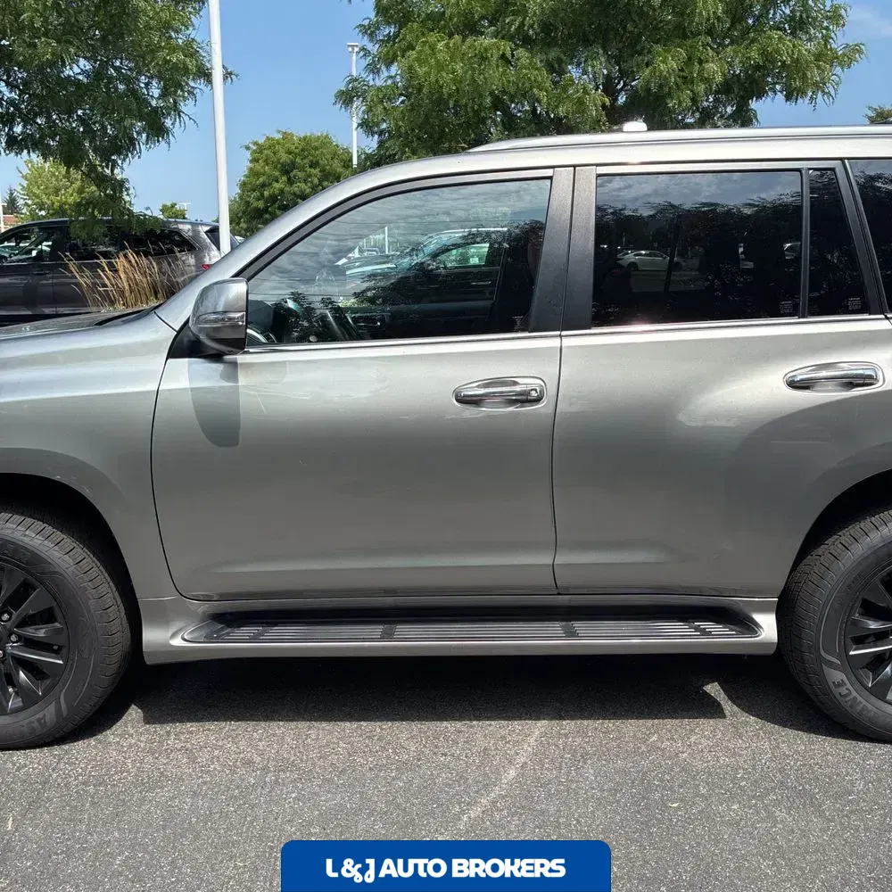 2023 Lexus GX 460 Base