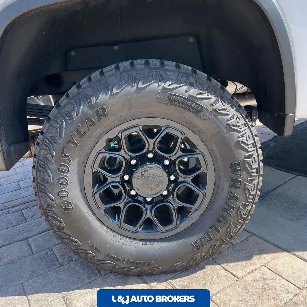 2025 Chevrolet Silverado 2500HD ZR2