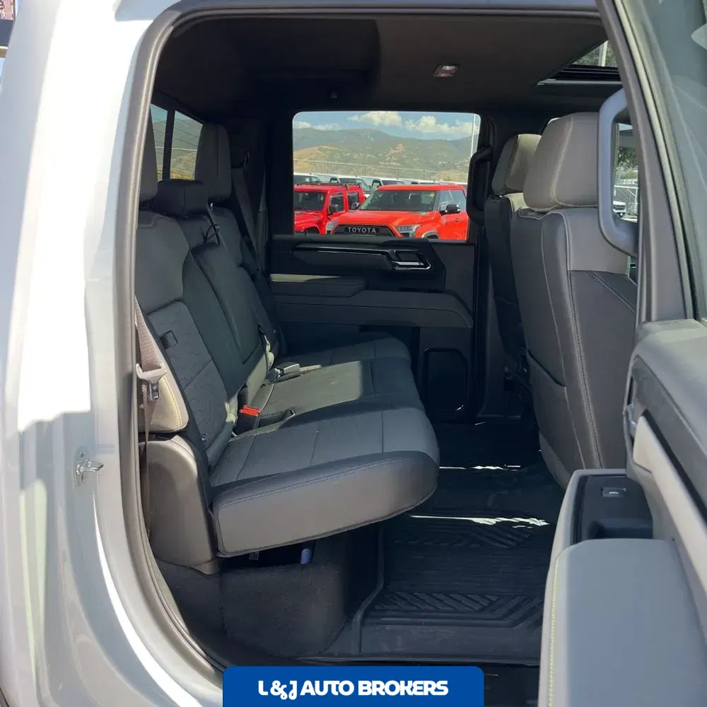 2025 Chevrolet Silverado 2500HD ZR2