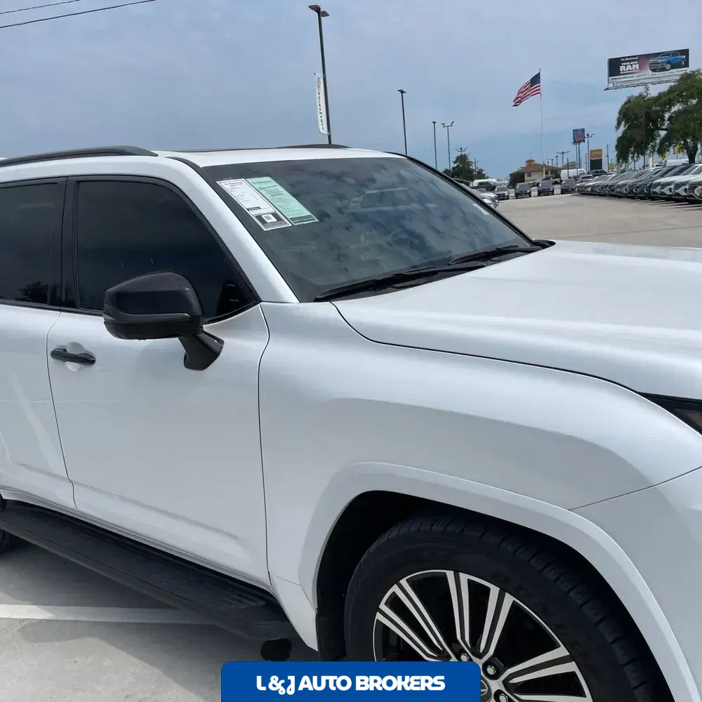 2024 Lexus LX 600 Luxury