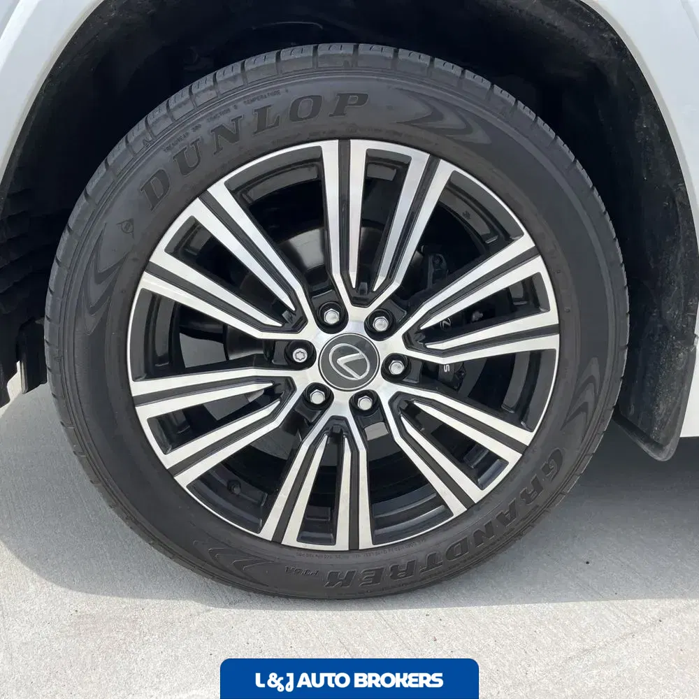 2024 Lexus LX 600 Luxury
