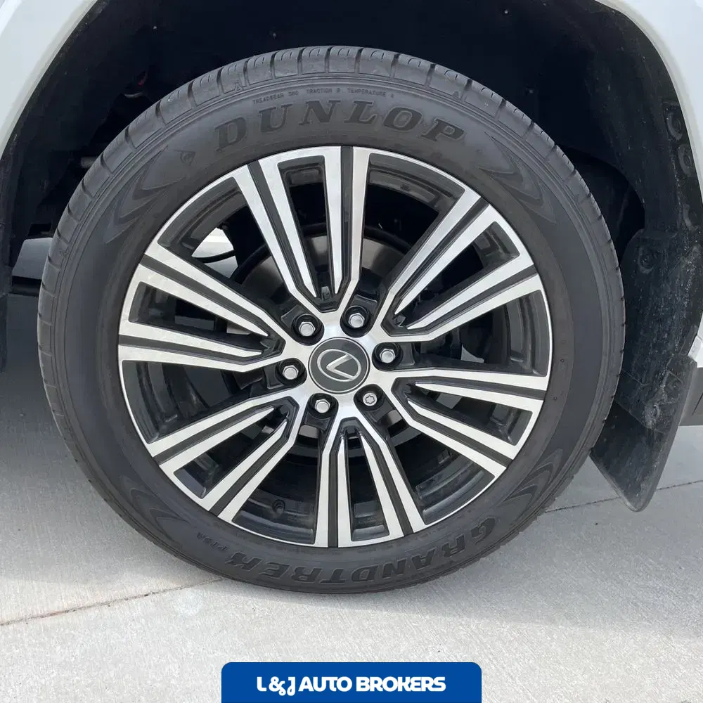 2024 Lexus LX 600 Luxury