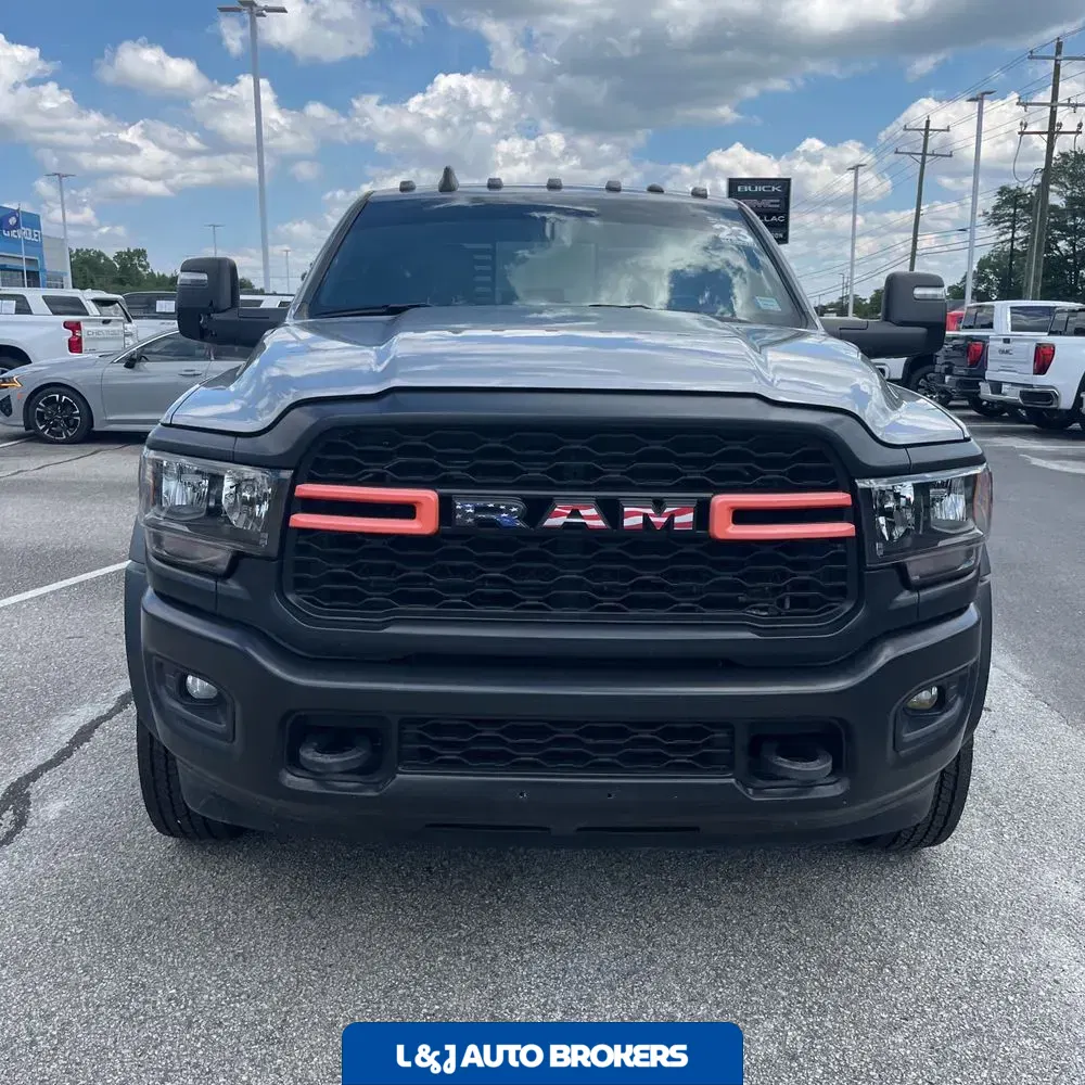 2023 Ram Commercial Tradesman CA60-84 CREW CAB/CHASSIS 4X4 6.7L