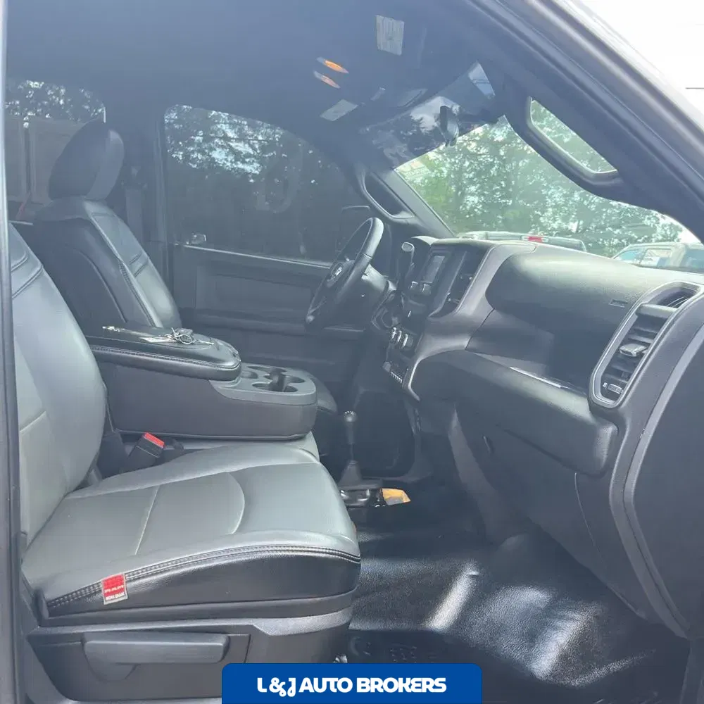2023 Ram Commercial Tradesman CA60-84 CREW CAB/CHASSIS 4X4 6.7L