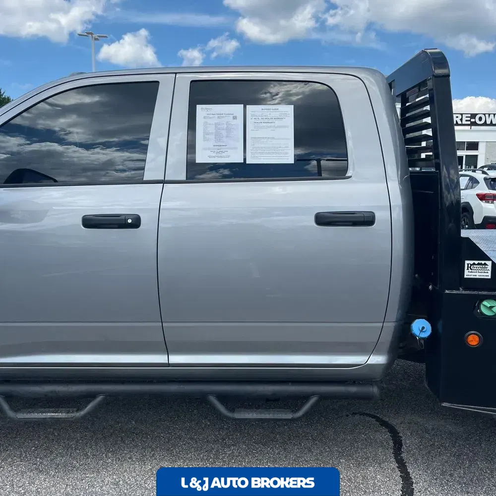 2023 Ram Commercial Tradesman CA60-84 CREW CAB/CHASSIS 4X4 6.7L