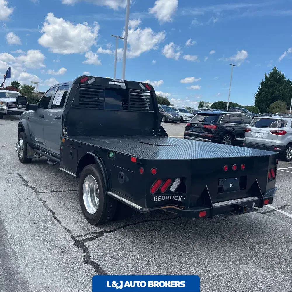 2023 Ram Commercial Tradesman CA60-84 CREW CAB/CHASSIS 4X4 6.7L