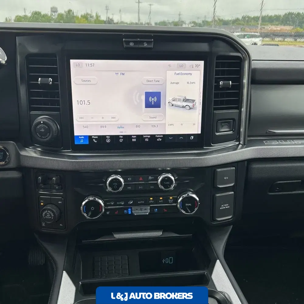 2025 Ford F250 S/D Platinum