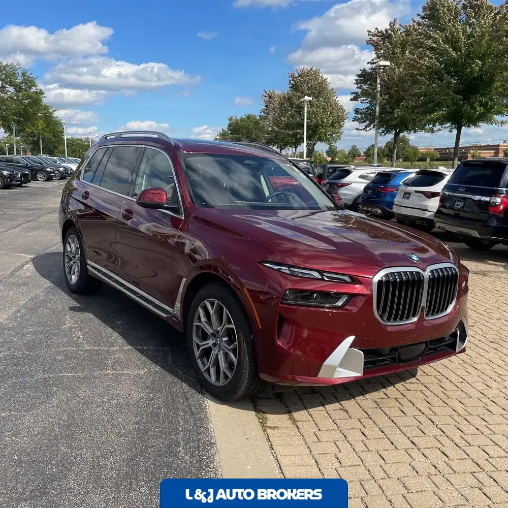 2025 BMW X7 XDrive40i