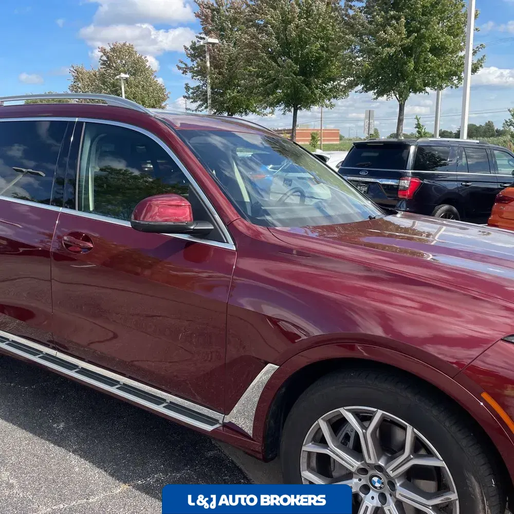 2025 BMW X7 XDrive40i