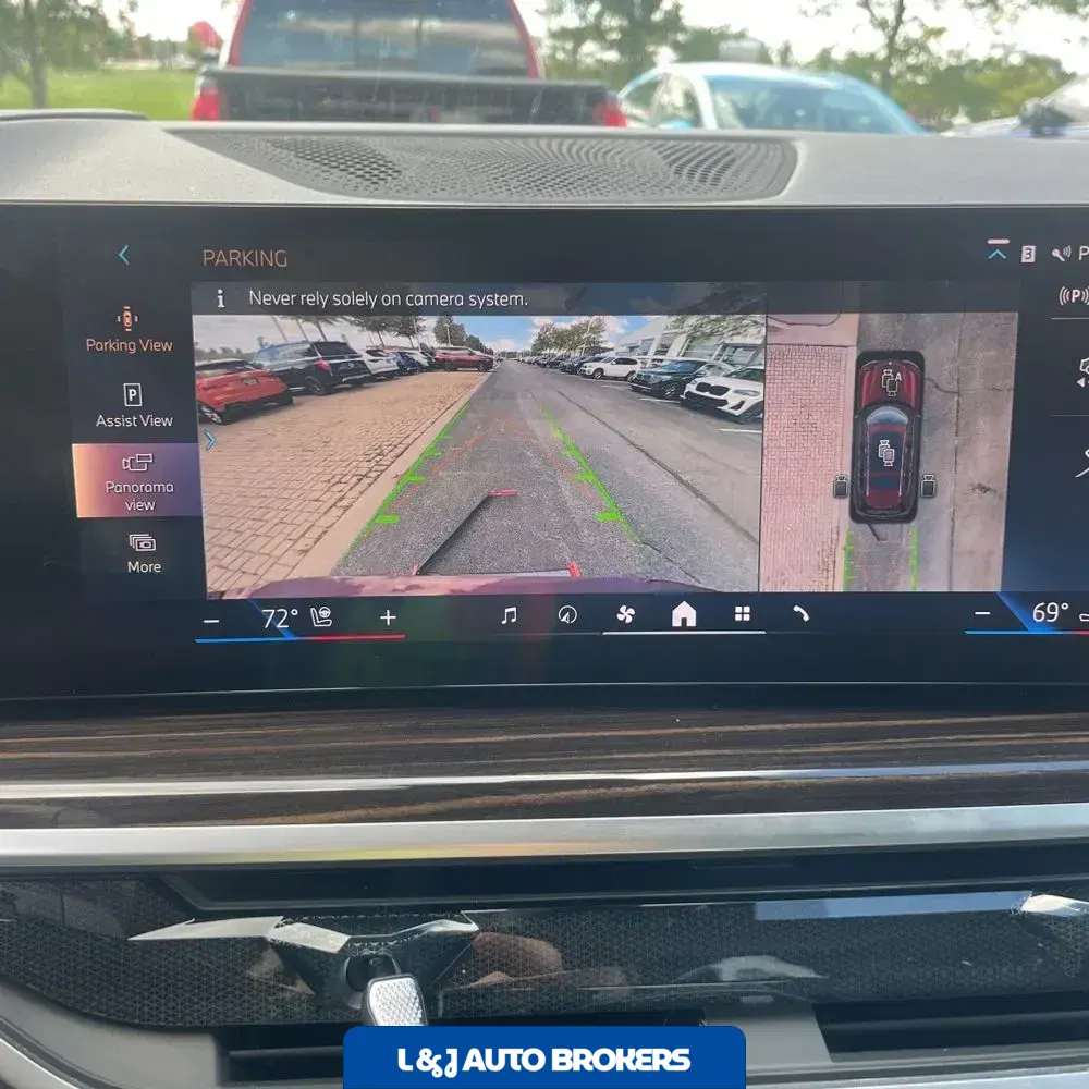 2025 BMW X7 XDrive40i