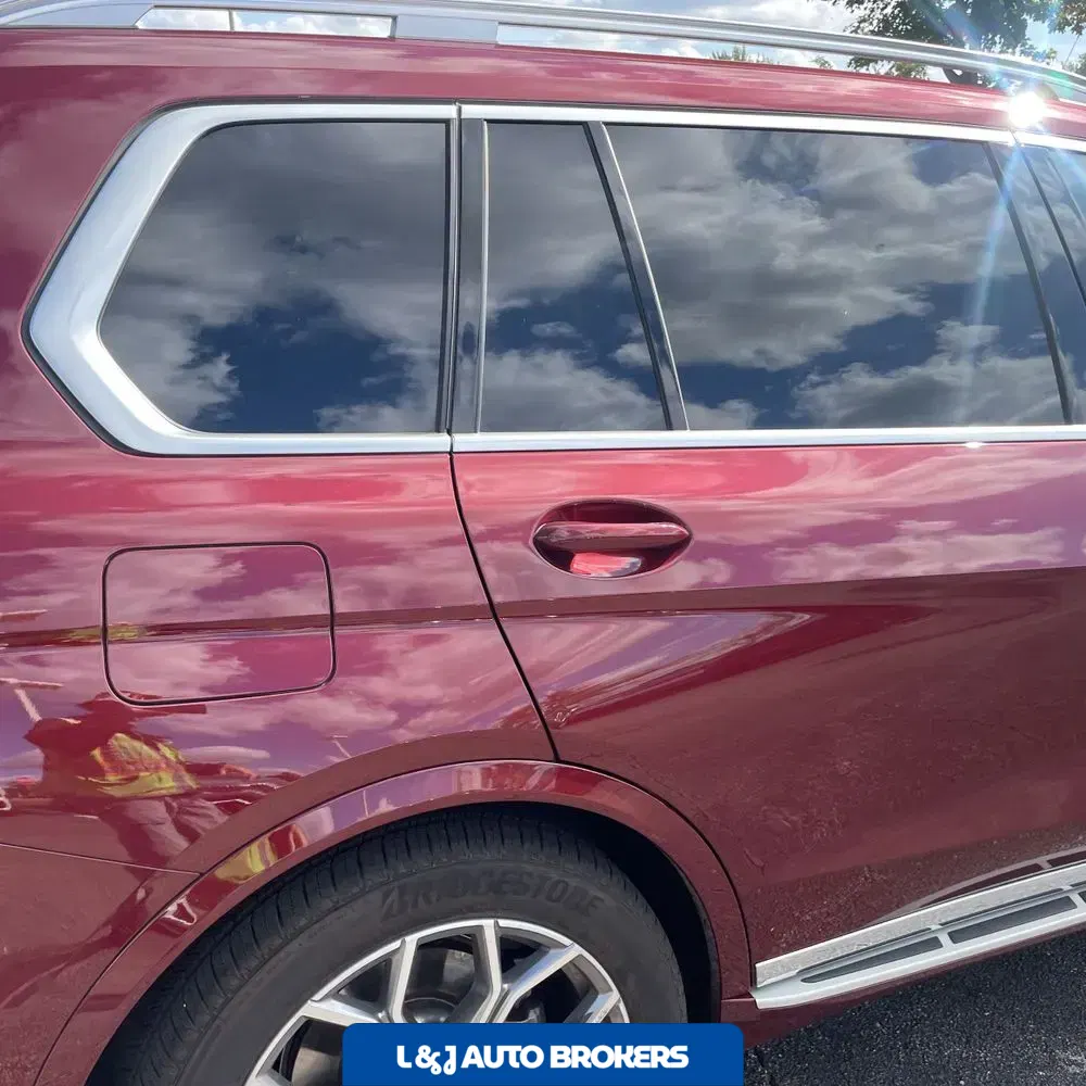 2025 BMW X7 XDrive40i