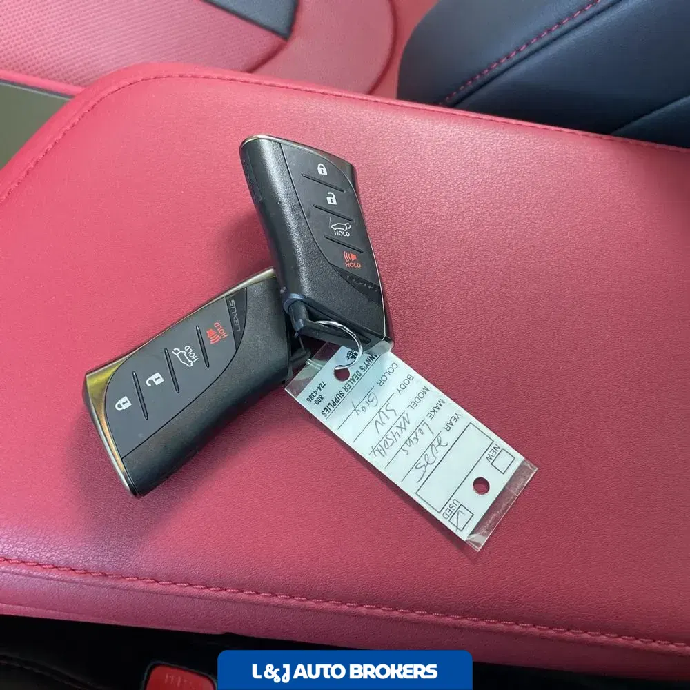 2025 Lexus NX 450h+ F SPORT Handling
