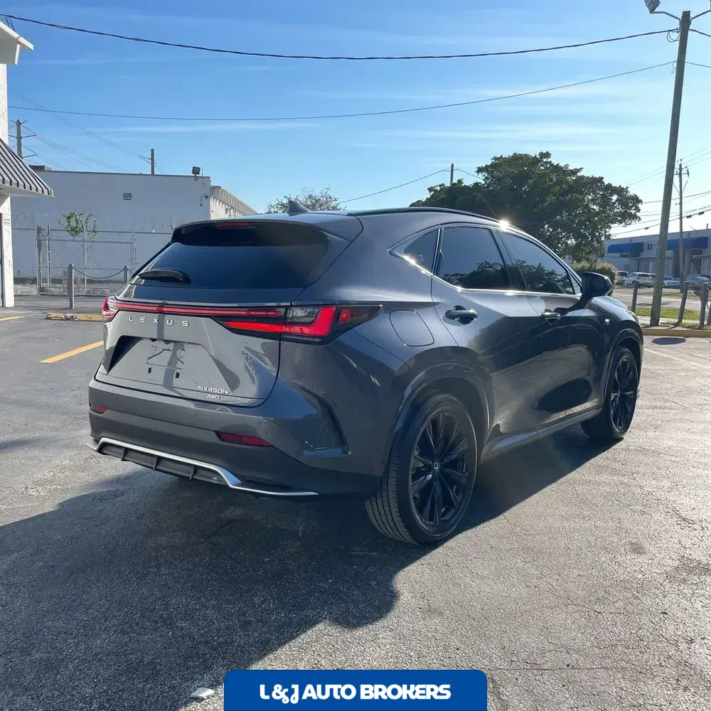 2025 Lexus NX 450h+ F SPORT Handling