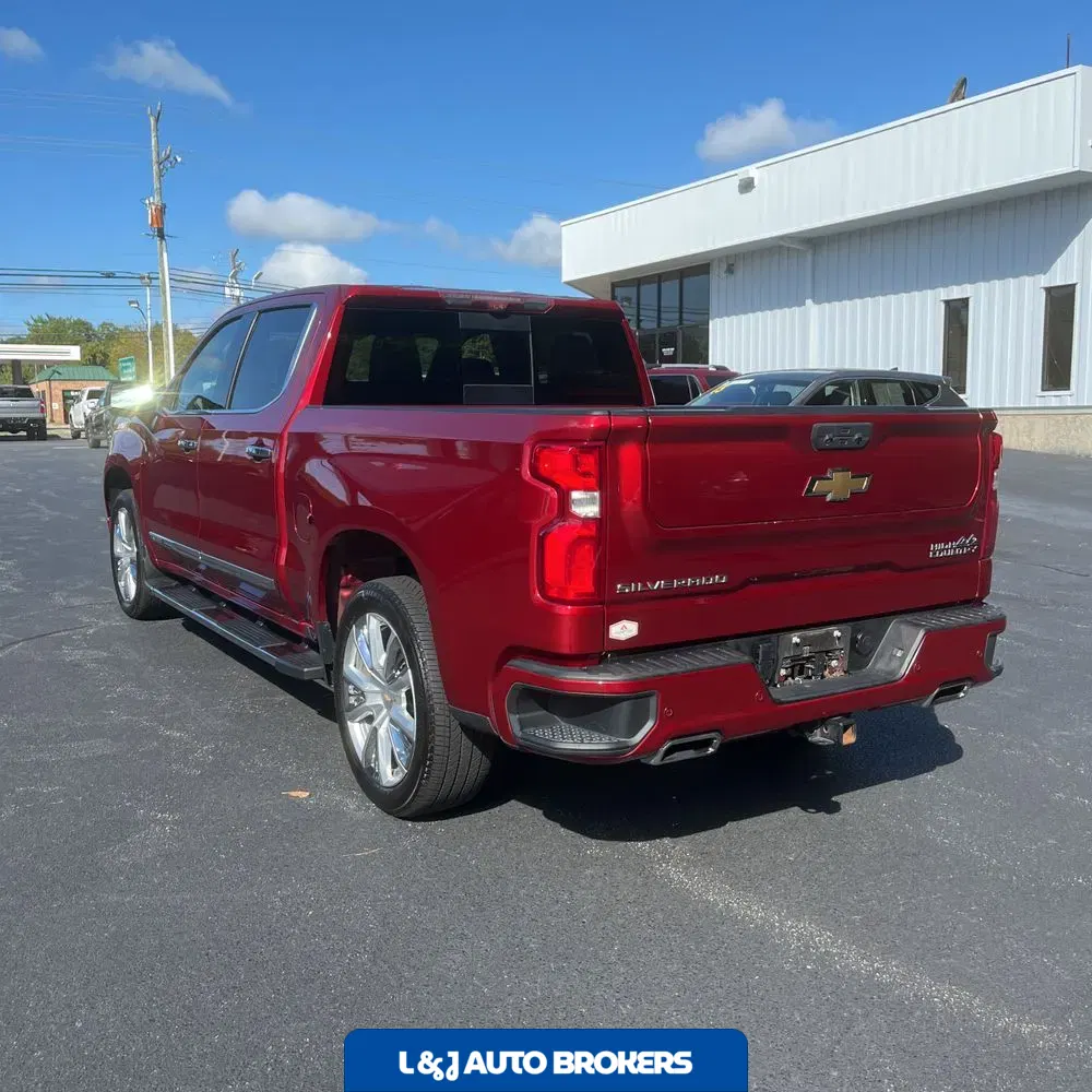 2022 Chevrolet Silverado 1500 High Country