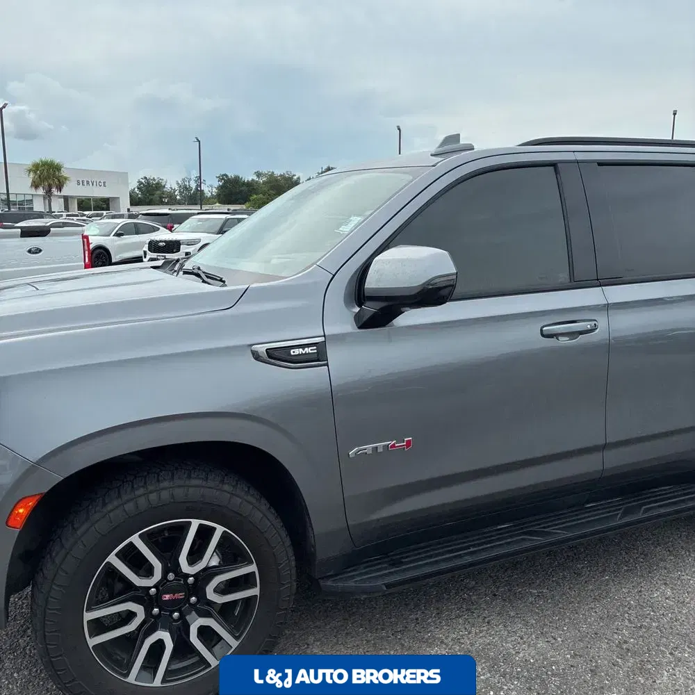 2021 GMC Yukon AT4
