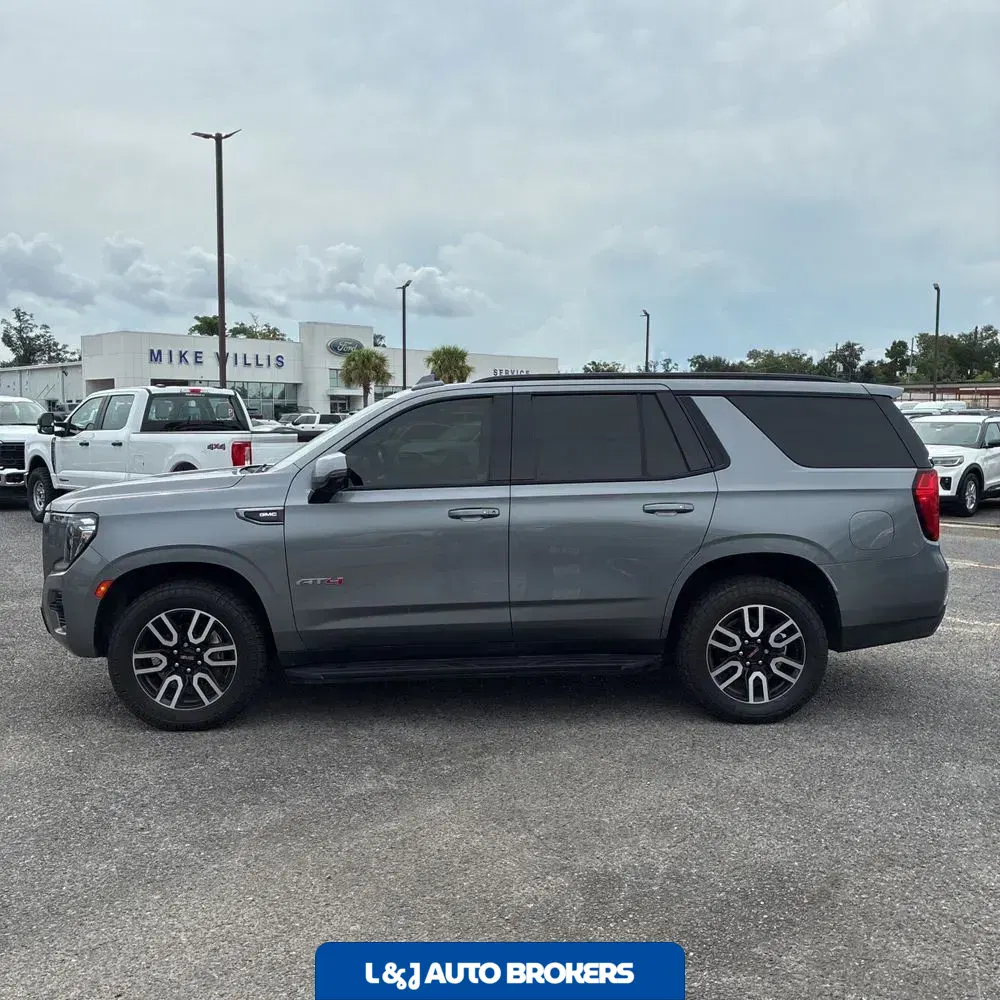 2021 GMC Yukon AT4