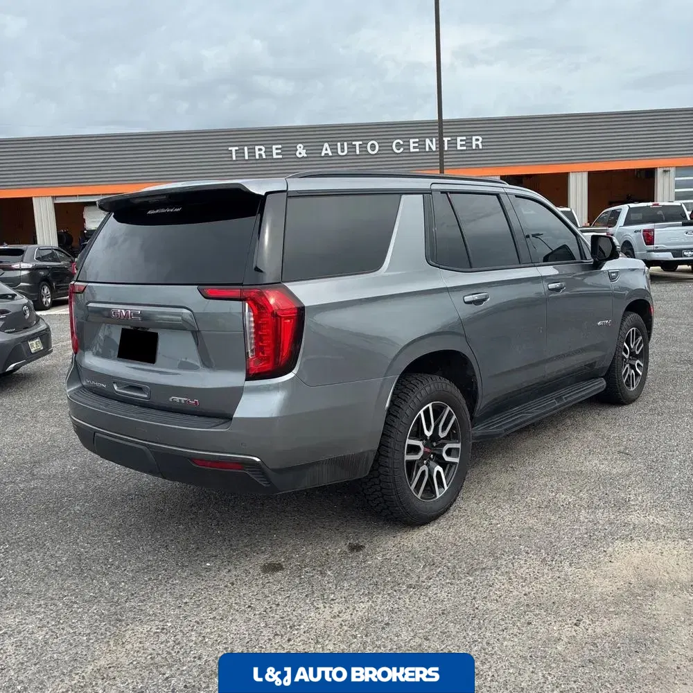 2021 GMC Yukon AT4