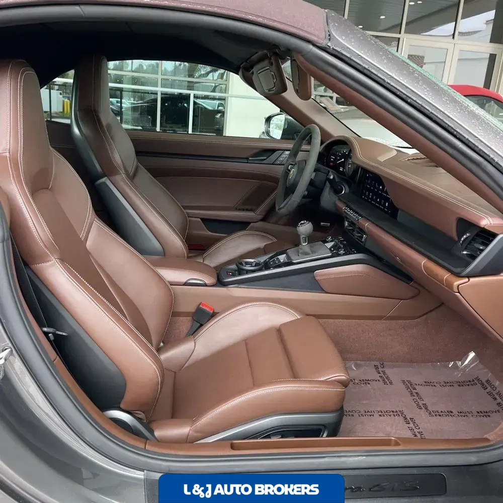 2023 Porsche 911 Carrera GTS