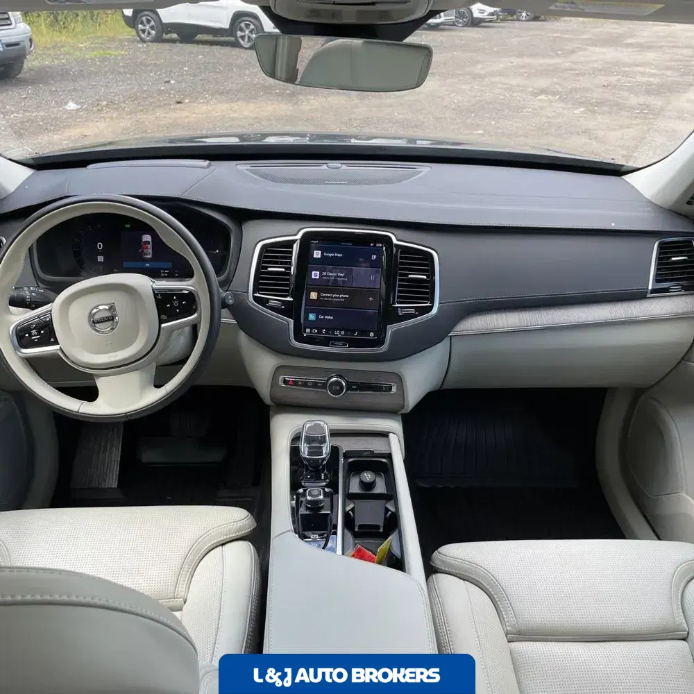 2024 Volvo XC90 T8 - Ultimate PHEV
