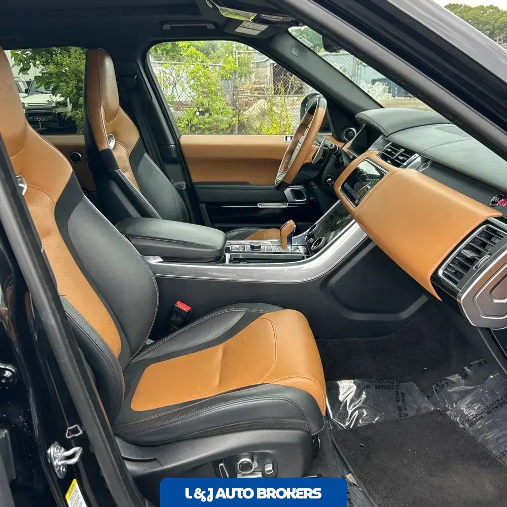 2020 Land Rover Range Rover Sport SVR