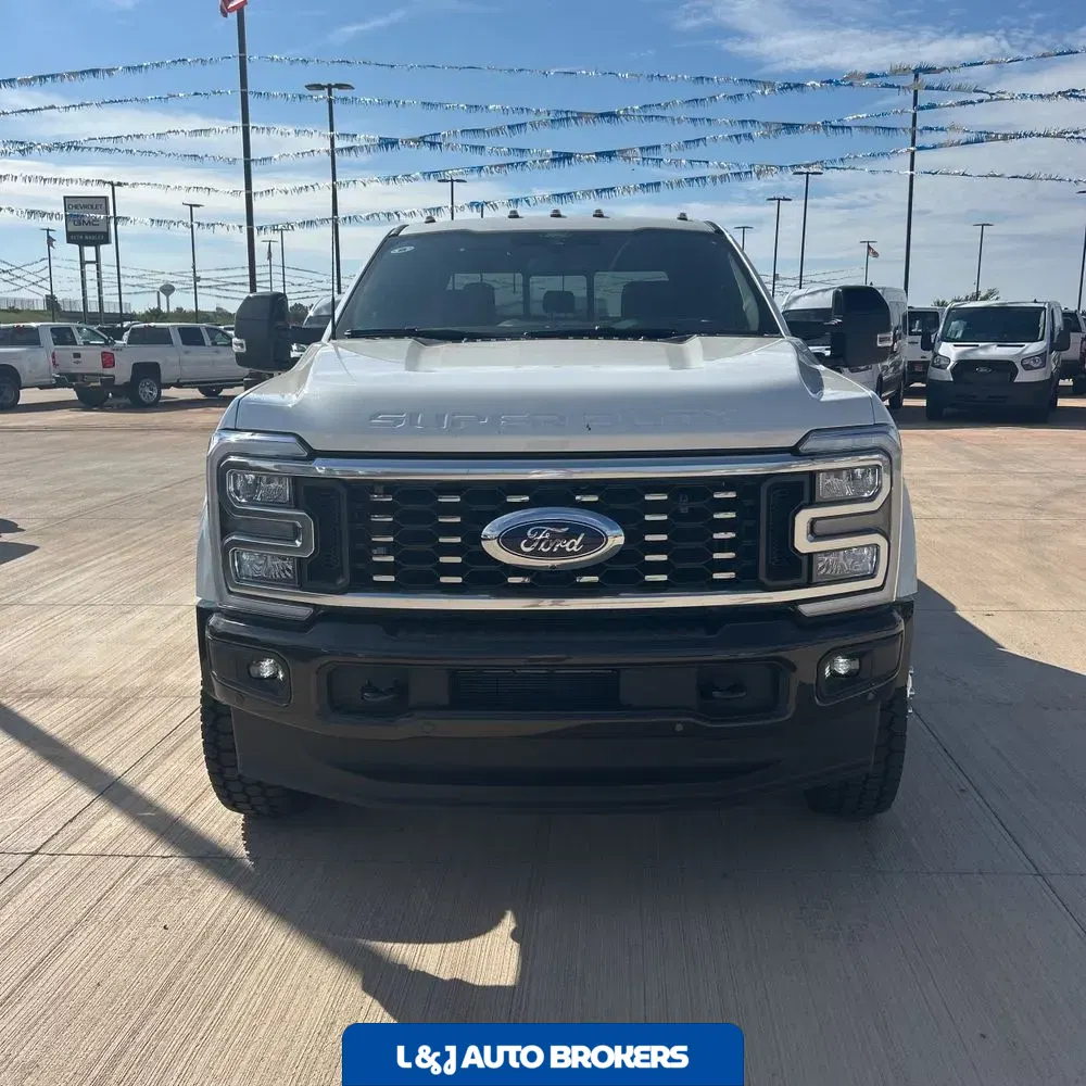 2025 Ford F-450 Super Duty King Ranch