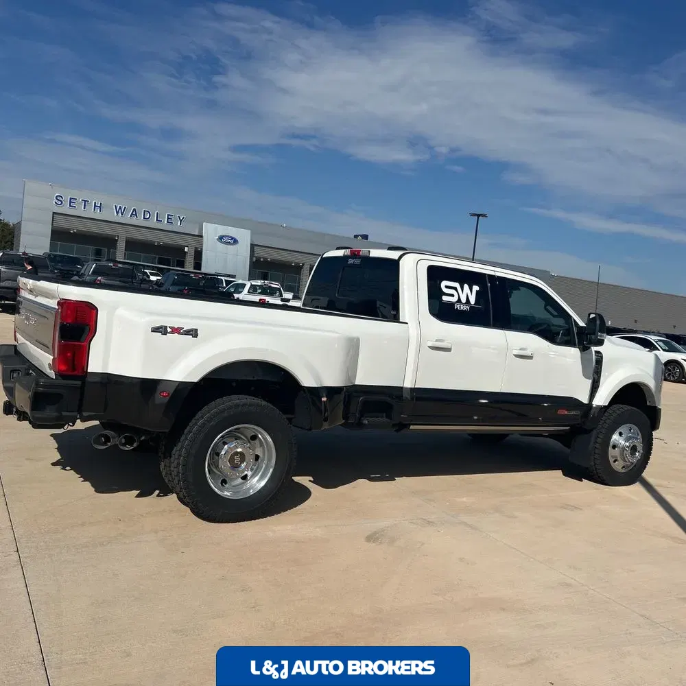 2025 Ford F-450 Super Duty King Ranch