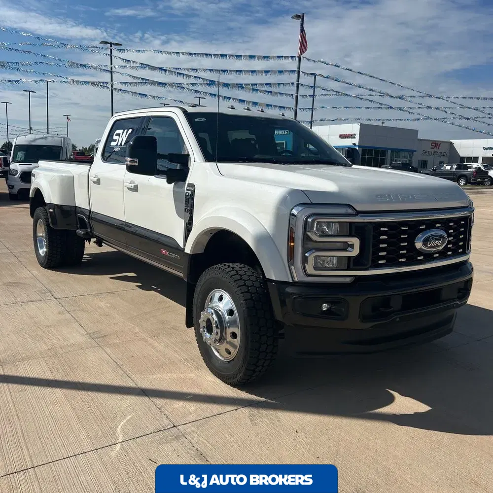 2025 Ford F-450 Super Duty King Ranch