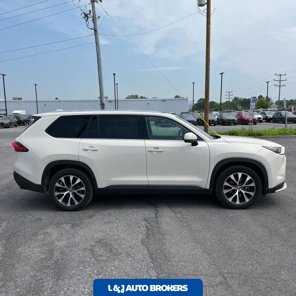 2024 Toyota Grand Highlander Hybrid MAX Limited
