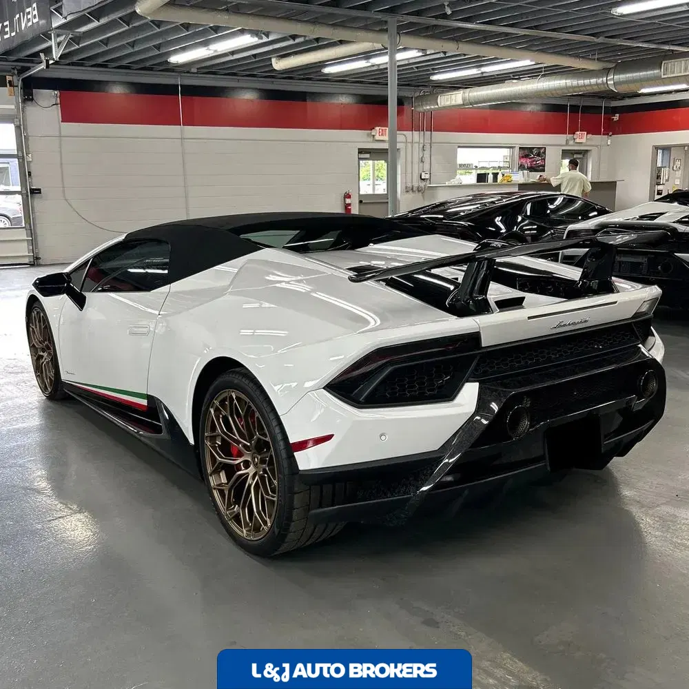 2019 Lamborghini Huracan Performante